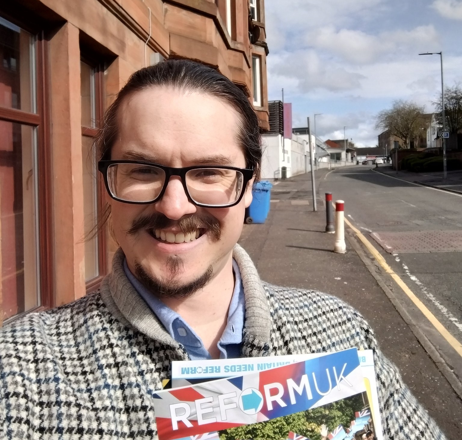 Cost of Living Crisis Hitting Rutherglen Families Hard, Says Allan Lyons